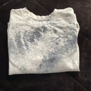Lululemon womens blue/white tye dye crew neck